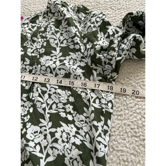 Fun2Fun Green White Floral Maley Pleated V-Neck 3/4 Sleeve Blouse Size XS - Picture 7 of 8